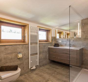 Badezimmer App 90 m²