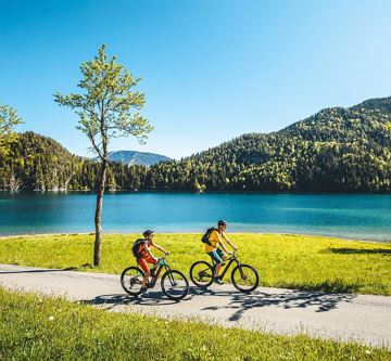 Radfahren am Hintersteiner See