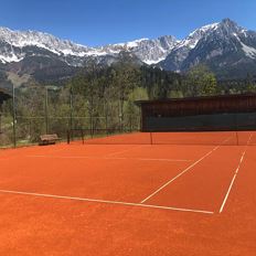 Tennisplatz Waldhof Resort in Scheffau