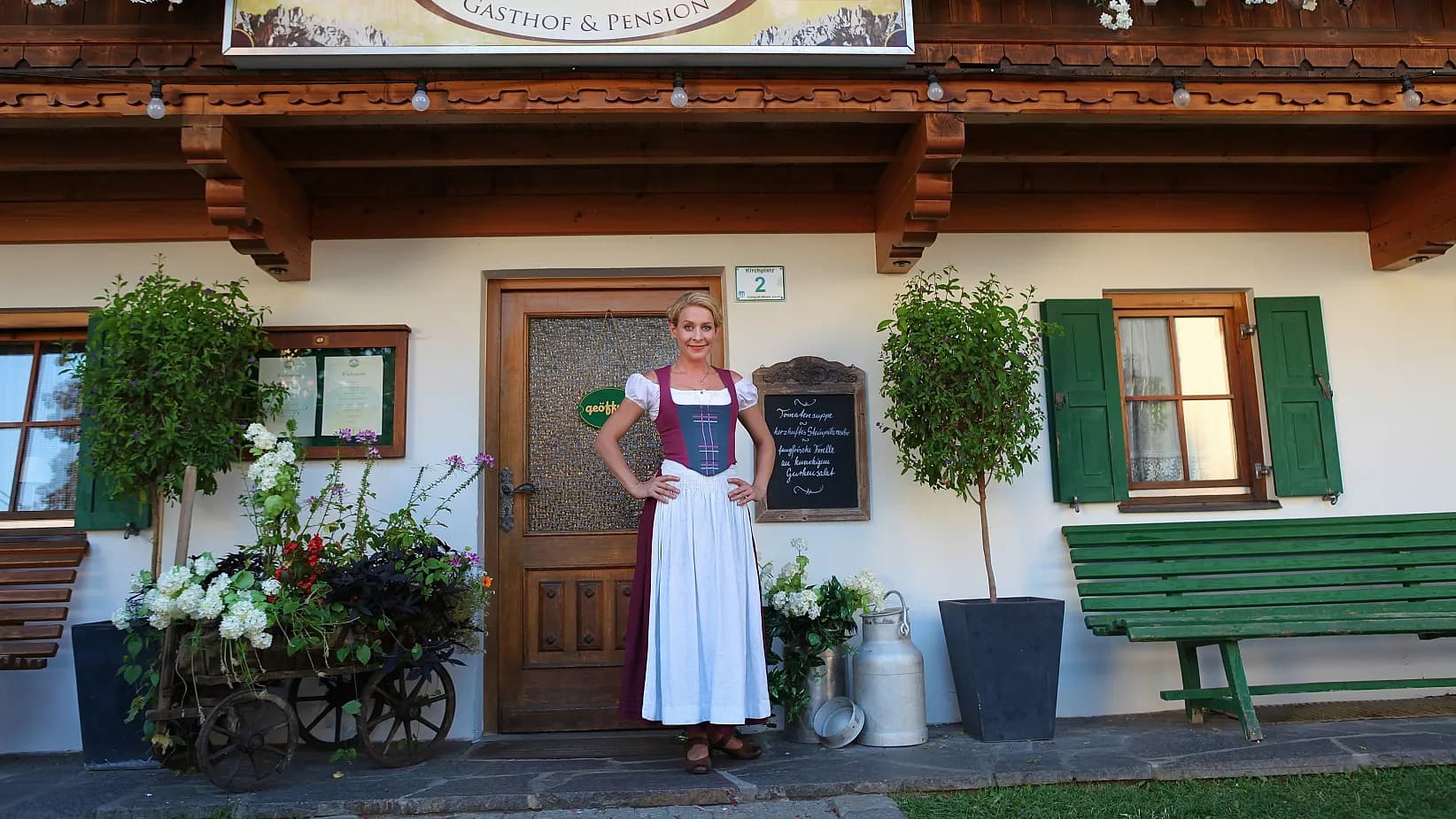 Hinter den Kulissen beim Seriendreh mit Natalie O'hara