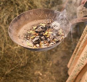 Ausräuchern_Wilder Kaiser_Stadlhof_Going_Foto von Roland Defrancesco (3)