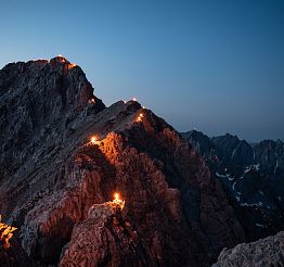 Sonnwendfeuer_Feuerbrennen_2023_Foto_ManuelBialucha (8)