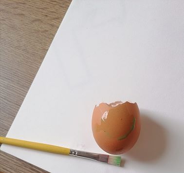 Basteln_Eierkarton-Utensilien_04