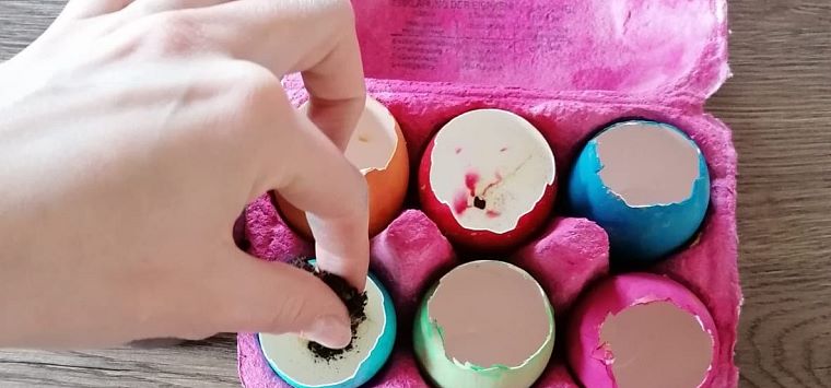 Basteln_Eierkarton-Utensilien_07