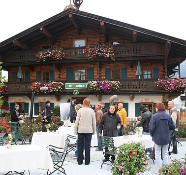 Dreharbeiten Heimkehr mit Hindernissen_Postbauer Ellmau_TVB Wilder Kaiser (17)