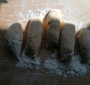 Germteigstücke für Osterhasen