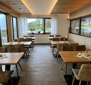 Restaurantbereich Cafe Bettina