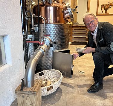 Marktplatz_Wilder_Kaiser_Schnapsbrennerei_Jakob_Fuchs_Foto_Johanna_Monitzer (16)