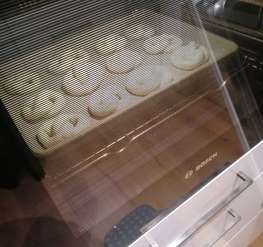 Palmbrezeln im Backofen