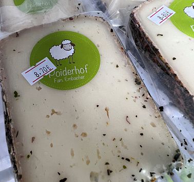 ProduktKäse. MonitzerJPG