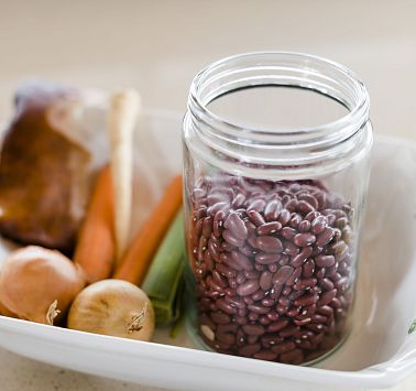 Rezept Bäuerinnen Going Anna Foidl Fisolensuppe mit Knödl Foto Sabine Holaubek