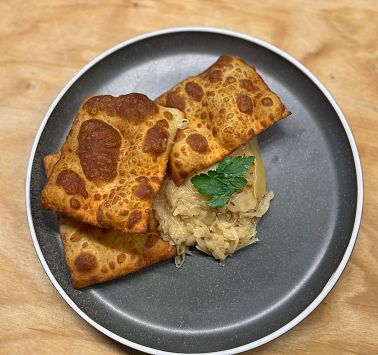 Rezept Bäuerinnen Scheffau Birgit Haselsberger Blattln mit Sauerkraut Foto TVB Wilder Kaiser