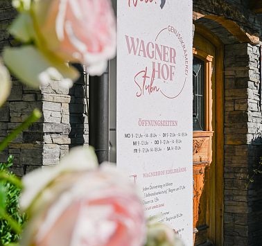 Wagnerhof Stubn Genusskrämerei Marktplatz Wilder Kaiser Foto Wagnerhof Stubn Genusskrämerei