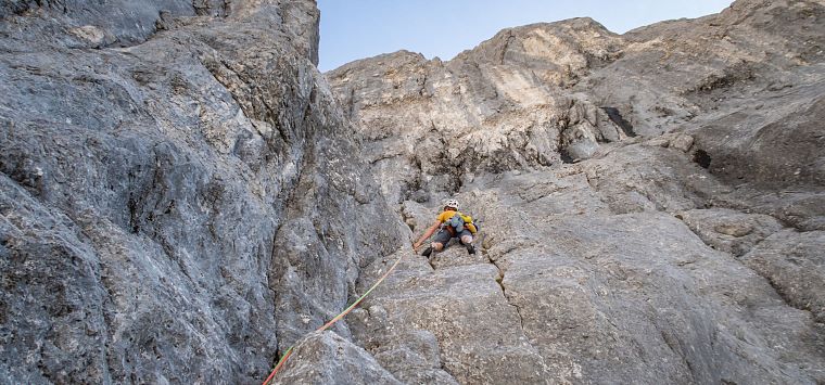 Wilder_Kaiser_Sportler_Klettern_Karlspitze_ABS_hochzwei (15)
