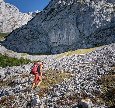 Wilder_Kaiser_Sportler_Klettern_Treffauer_November_Sun_Sommer2021_hochzwei (4)