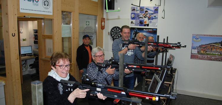 Luftgewehrschießen im Schützenheim Scheffau