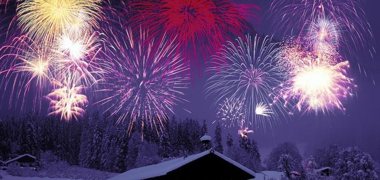 Neujahrs Fackeleinzug & Klangfeuerwerk