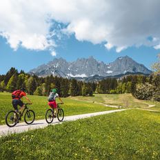 E-Bike tour into the Spertental