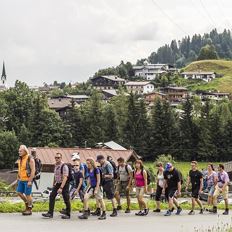 Filmwanderung Ellmau bis zur Bergdoktorpraxis