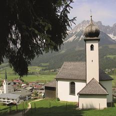 Spiritual folksong in the chapel Maria Heimsuchung