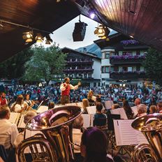 Autumn concert by the local brass band Ellmau