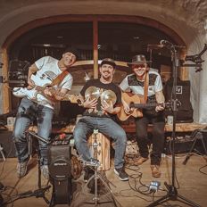 Skihüttengaudi - Live Musik at Panoramarestaurant Bergkaiser