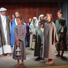 Traditional Advent caroling