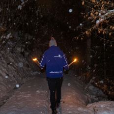 Winter torchlight hike Going
