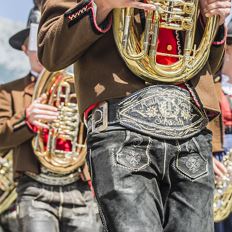 Kaiserherbst Market with brass music in the center of Ellmau