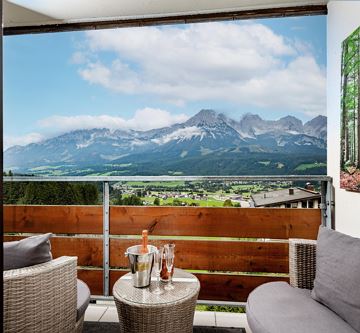 Berghof_Kirchbichl_Ellmau_Top_94_Balkon