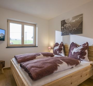 Wilder_Kaiser_De_Luxe_Stienerner_Tisch_8c_Ellmau_S