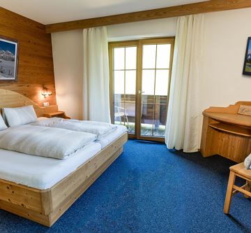Doppelzimmer mit Blick auf den Wilden Kaiser
