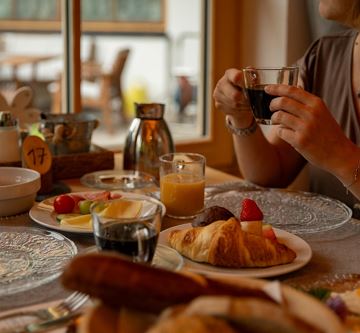 Frühstück im Gartenhotel Flora