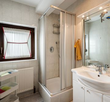 Haus_Auebach_Buchau_1_Ellmau_Appartement_Kathi_Bad