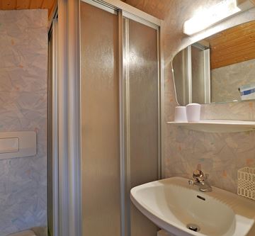 Zimmer 4 - Badezimmer