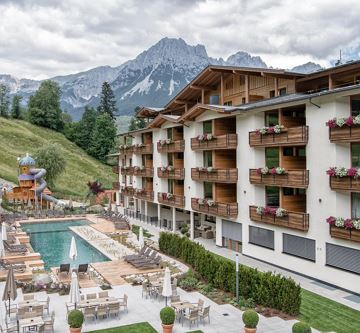 Hotel Ansicht zum Wilden Kaiser