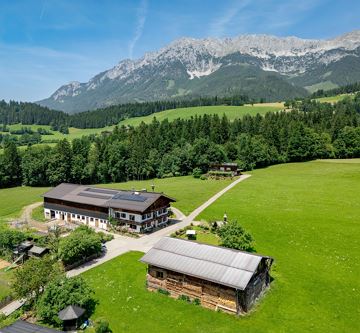 Oberachenhof_Oberachen_12_Ellmau_Haus_aussen_Drohn