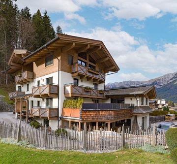 Wagnerhaus_Austrasse_36_Ellmau_Haus_aussen_1_Hanne