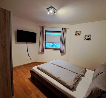 Schlafzimmer 2