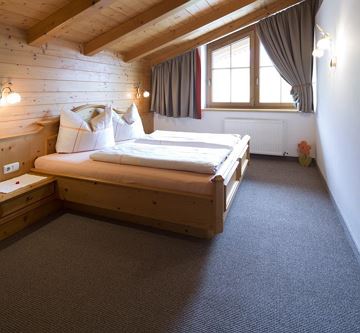 Ferienwohnung 2 Brantlhof Schlafzimmer