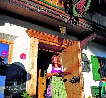 Gasthof Terrasse vor Haus