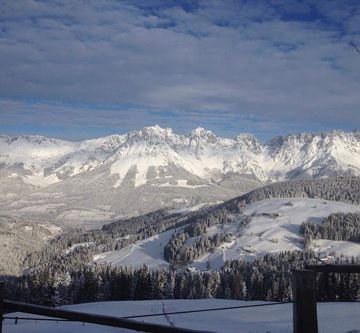 Ausblick Alm auf den Wilden Kaiser