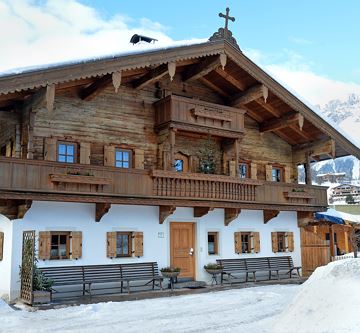 Haus-Strobler-Dorfstrasse-7-Going-Haus-Winter