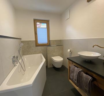 Badezimmer Apartment Eiche