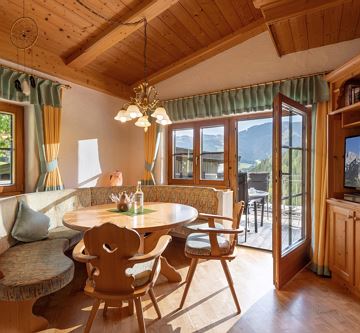 Zuhaus_Vordergrub_Seebach_24_Scheffau_05_2025_Wohn