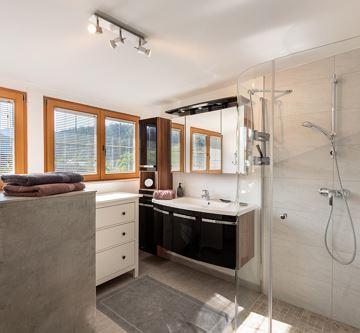 Haus_Lintner_Niederachen_20_Scheffau_Badezimmer
