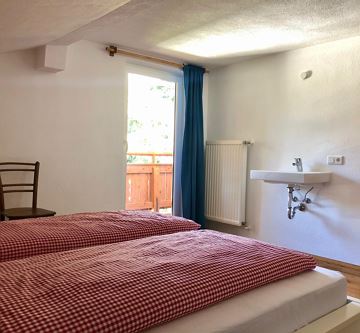 GRÜN Schlafzimmer/ GREEN sleeping room 3-3