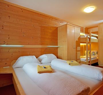 Schlafzimmer1