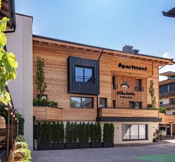 Apartment_Rainer_Dorf_124_Soell_Haus_aussen