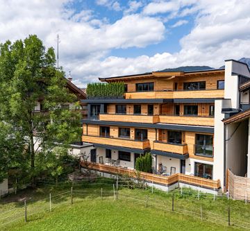Apartment_Rainer_Dorf_124_Soell_Haus_aussen_Drohne